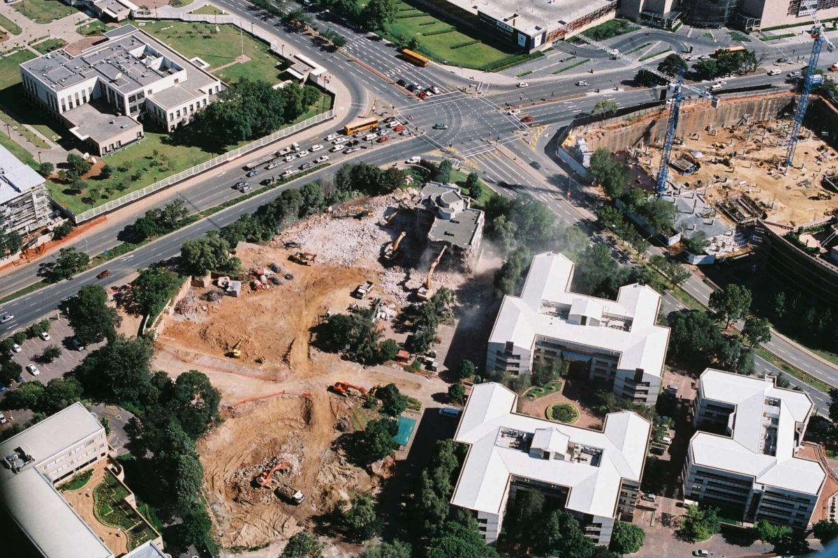 Discovery-Sandton-201312-1